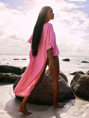 Free People BEACH Nova Tunic High-Low T-Shirt Short Sleeve Top size SMALL